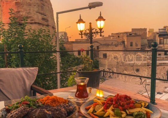 Omurca Art Cave Cafè