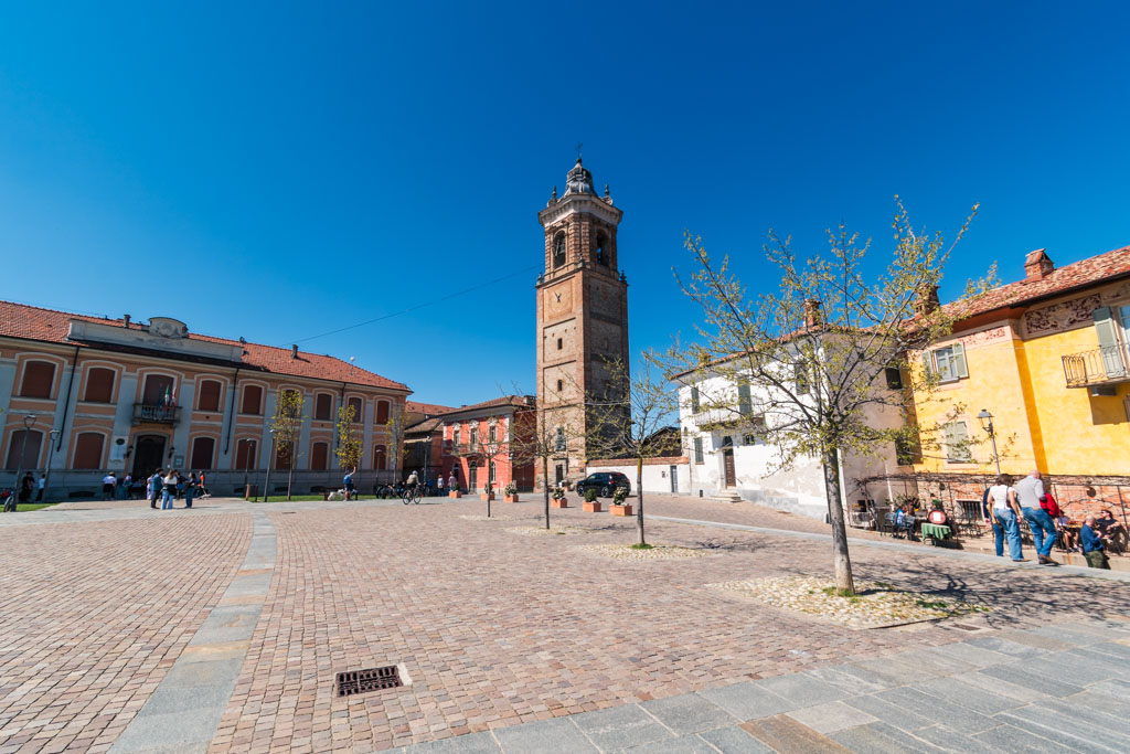 Piazza Castello La Morra
