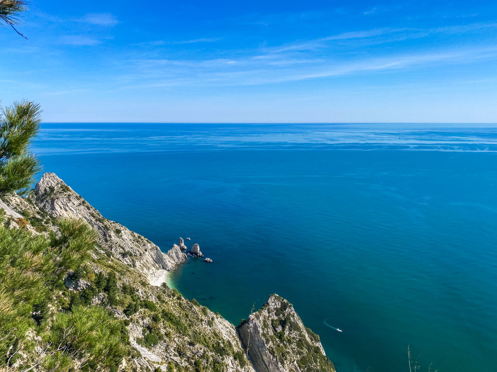 cosa vedere nella Riviera del Conero
