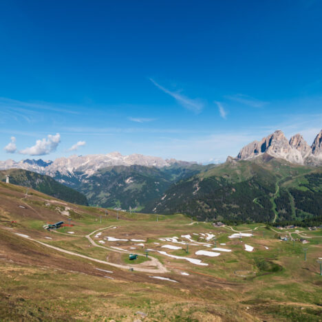 Anello del Setsass dal Passo Valparola: panorami a 360°