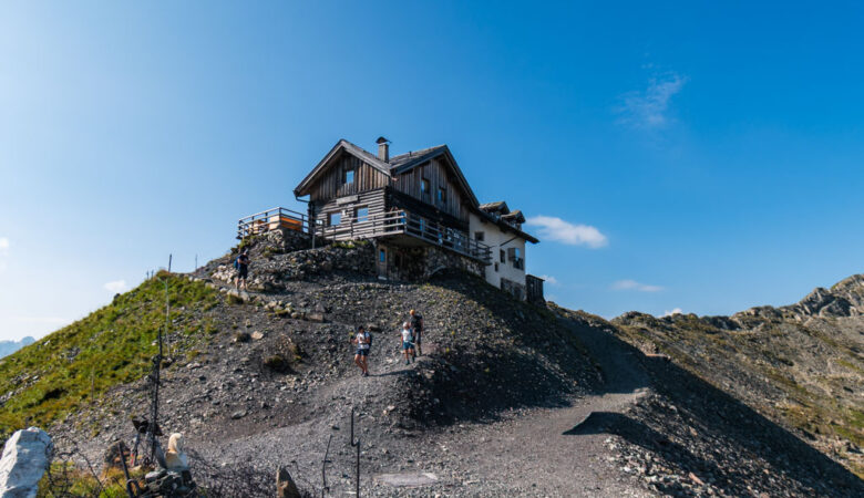Rifugio Passo Selle