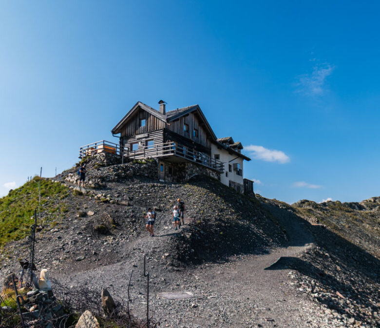 Rifugio Passo Selle